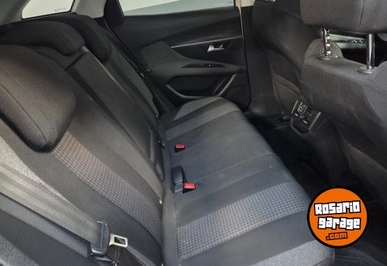 Autos - Peugeot 3008 2019 Nafta 93000Km - En Venta