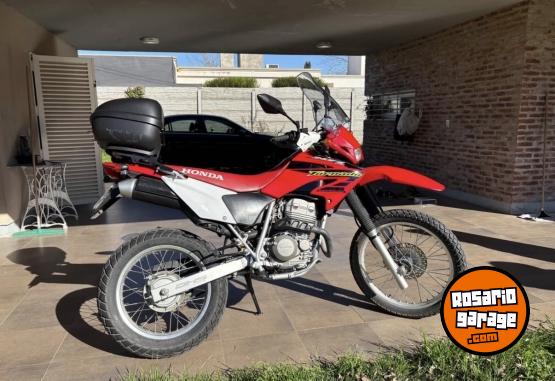 Motos - Honda Tornado 2006 Nafta 40000Km - En Venta