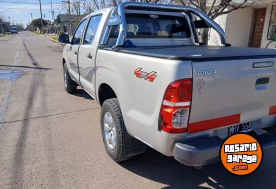 Camionetas - Toyota Hilux 2014 Diesel 120000Km - En Venta