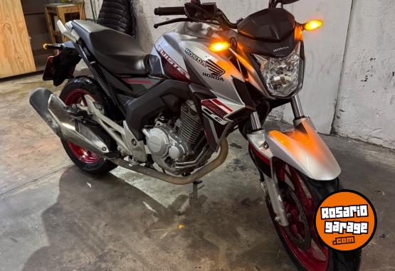 Motos - Honda Twister 2022 Nafta 22222Km - En Venta