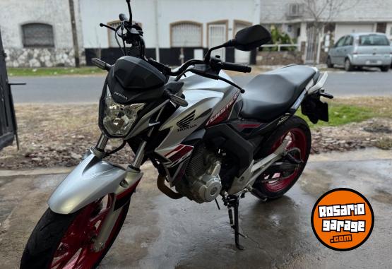 Motos - Honda Twister 2022 Nafta 22222Km - En Venta