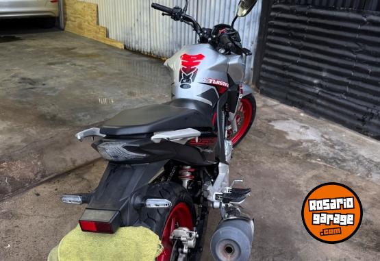 Motos - Honda Twister 2022 Nafta 22222Km - En Venta