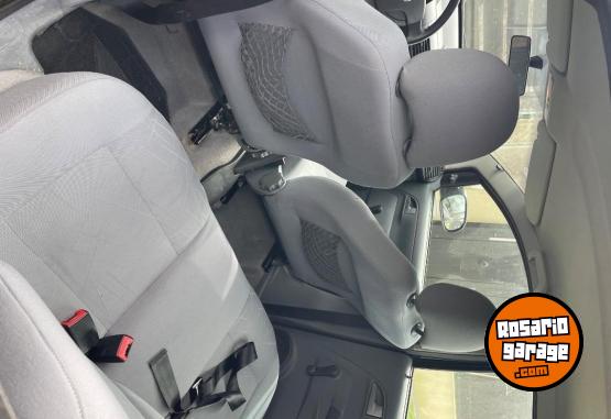 Autos - Volkswagen Suran 2010 Nafta 158000Km - En Venta