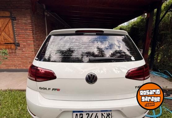Autos - Volkswagen Golf 2019 Nafta 67000Km - En Venta