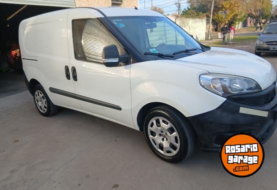 Utilitarios - Fiat Doblo 2017 Nafta 53500Km - En Venta