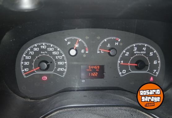 Utilitarios - Fiat Doblo 2017 Nafta 54500Km - En Venta