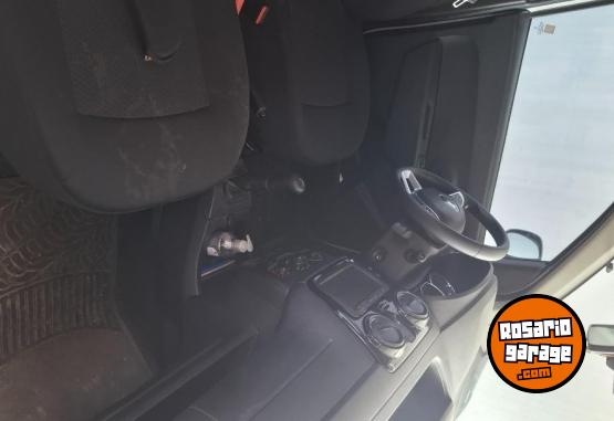 Utilitarios - Renault Kangoo Express 2024 Diesel 70000Km - En Venta