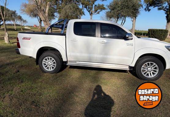Camionetas - Toyota Hilux srv 2012 Diesel 113000Km - En Venta