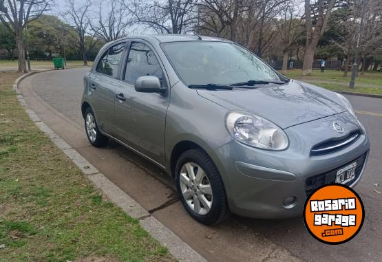 Autos - Nissan March 2013 Nafta 96000Km - En Venta