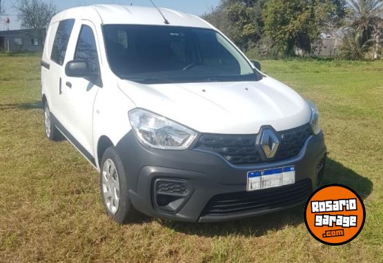 Utilitarios - Renault kangoo ii express emotion 2023 Nafta 61000Km - En Venta
