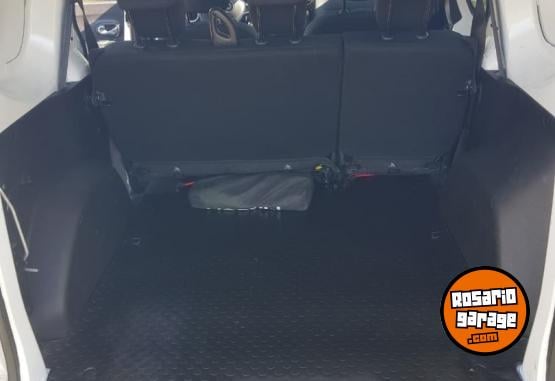 Utilitarios - Renault kangoo ii express emotion 2023 Nafta 61000Km - En Venta