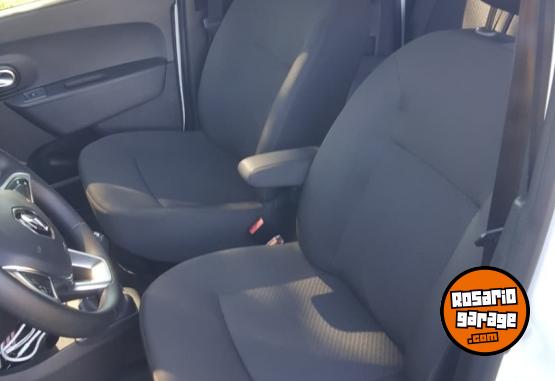 Utilitarios - Renault kangoo ii express emotion 2023 Nafta 61000Km - En Venta