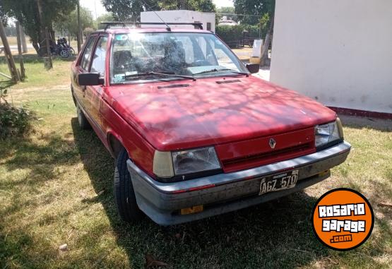Autos - Renault 9 1995 GNC 386000Km - En Venta