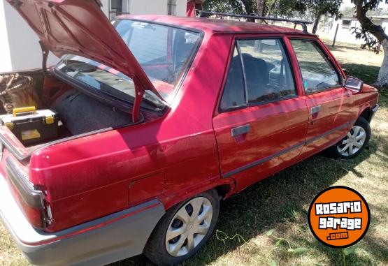 Autos - Renault 9 1995 GNC 386000Km - En Venta