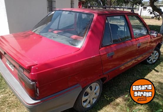 Autos - Renault 9 1995 GNC 386000Km - En Venta