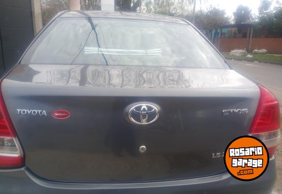 Autos - Toyota Etios XS 1.5 2015 Nafta 278792Km - En Venta