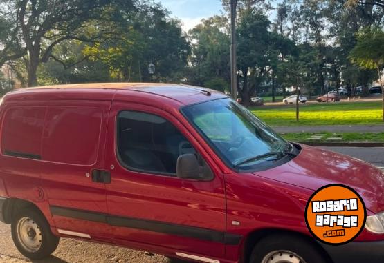 Utilitarios - Peugeot Partner 1.9 diesel furgon 2007 Diesel 500000Km - En Venta