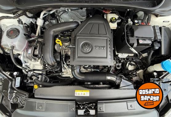 Autos - Volkswagen Nivus 2021 Nafta 52000Km - En Venta