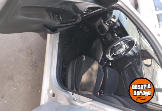 Autos - Fiat Cronos DRIVE.1. 3 2020 Nafta 134000Km - En Venta