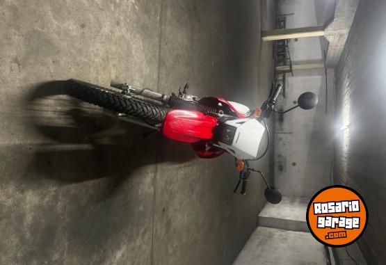 Motos - Honda Tornado XR250 2018 Nafta 30000Km - En Venta