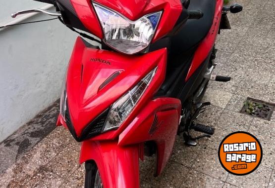 Motos - Honda WASE 2025 Nafta 9500Km - En Venta