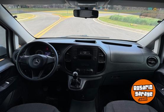Utilitarios - Mercedes Benz Vito 2017 Diesel 250000Km - En Venta