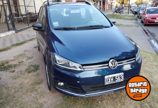 Autos - Volkswagen SURAN TRENDLINE 1.6 2015 Nafta 66000Km - En Venta
