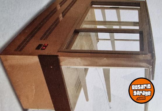 Hogar - Heladera exhibidora. - En Venta