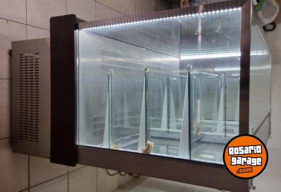 Hogar - Heladera exhibidora. - En Venta