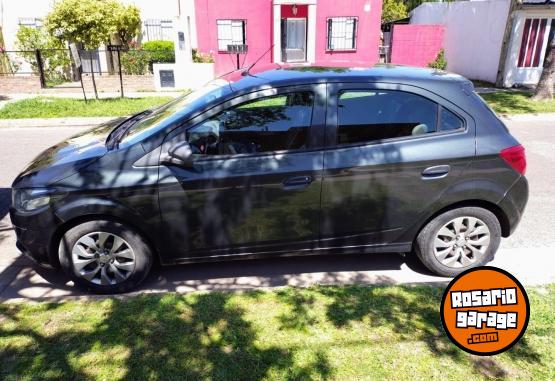 Autos - Chevrolet Onix 2017 Nafta 180000Km - En Venta