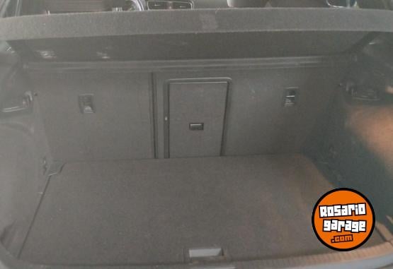 Autos - Volkswagen Golf 2019 Nafta 72500Km - En Venta