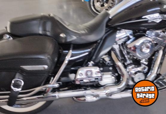 Motos - Harley Davidson Road king 2011 Nafta 32800Km - En Venta