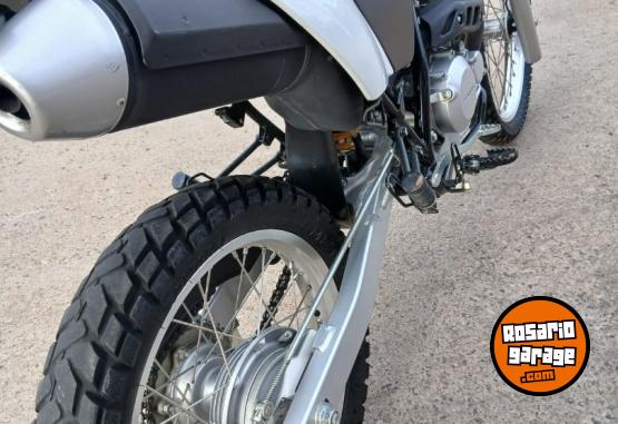 Motos - Honda XR250 TORNADO 2018 Nafta 9140Km - En Venta