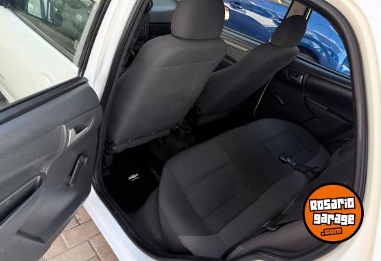 Autos - Chevrolet Celta 2015 GNC 144000Km - En Venta