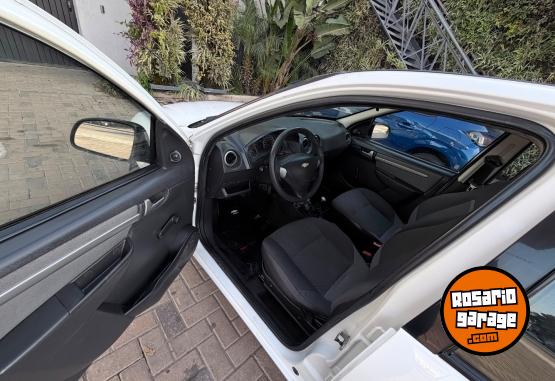 Autos - Chevrolet Celta 2015 GNC 144000Km - En Venta