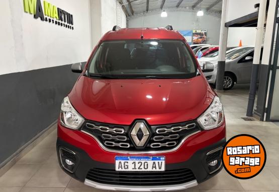 Utilitarios - Renault Kangoo 2023 Nafta 60000Km - En Venta