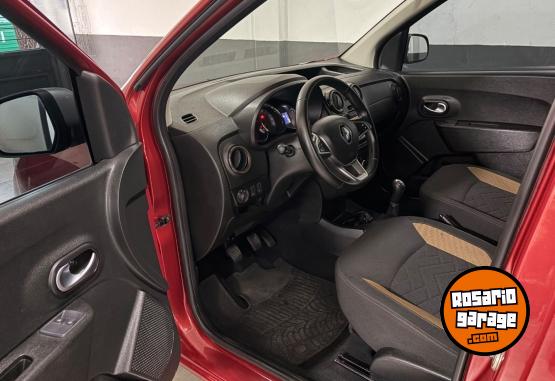 Utilitarios - Renault Kangoo 2023 Nafta 60000Km - En Venta