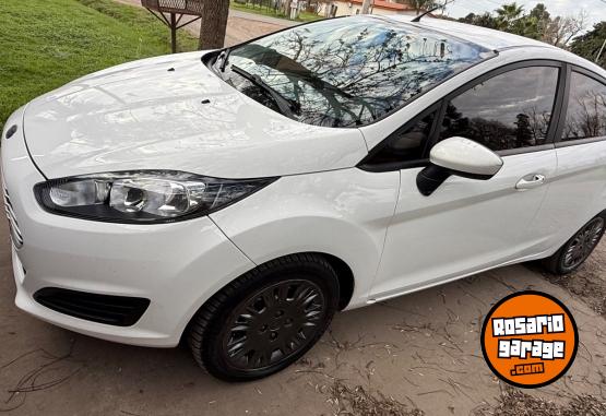 Autos - Ford Fiesta Kinetic S 2015 GNC 187000Km - En Venta