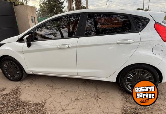 Autos - Ford Fiesta Kinetic S 2015 GNC 187000Km - En Venta