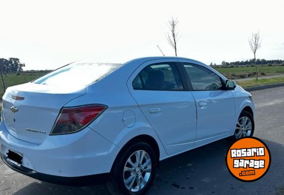 Autos - Chevrolet PRISMA LTZ 2014 Nafta 140000Km - En Venta