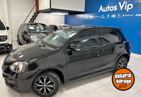 Autos - Toyota ETIOS XLS PACK 1.5 2022 Nafta 40000Km - En Venta