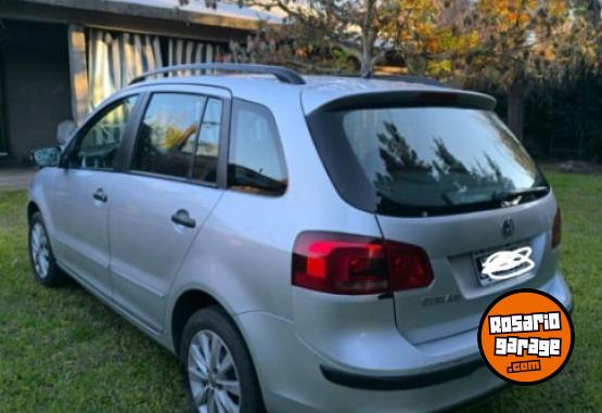 Autos - Volkswagen Suran Trendline 2011 Nafta 105000Km - En Venta