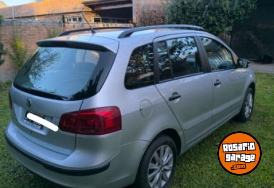 Autos - Volkswagen Suran Trendline 2011 Nafta 105000Km - En Venta