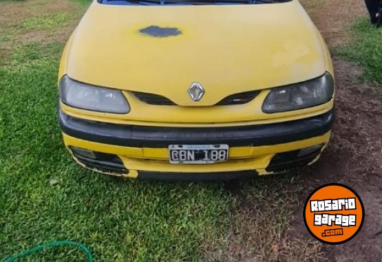 Autos - Renault Laguna 1998 Nafta 245000Km - En Venta