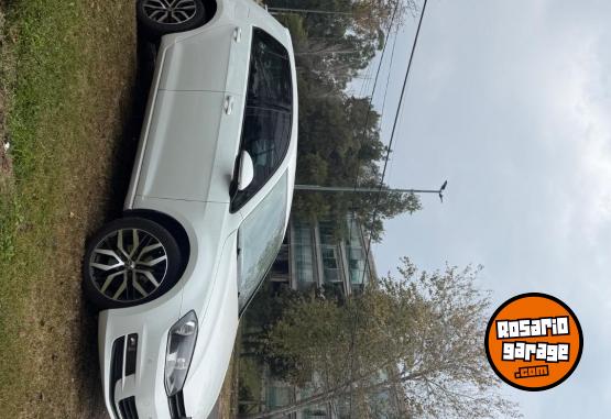 Autos - Volkswagen Golf 2017 Nafta 157000Km - En Venta