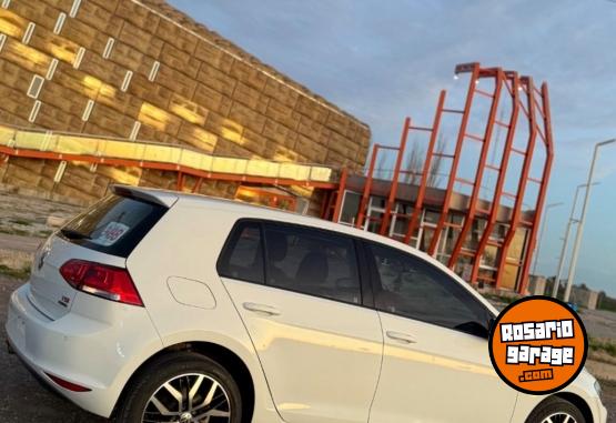 Autos - Volkswagen Golf 2017 Nafta 157000Km - En Venta