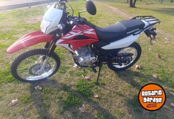 Motos - Honda Xr150 2024 Nafta 2800Km - En Venta