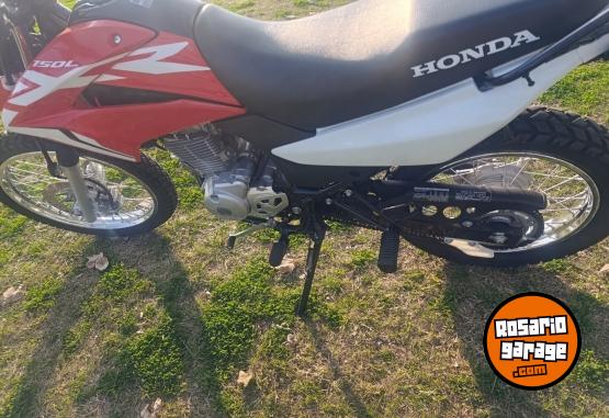 Motos - Honda Xr150 2024 Nafta 2800Km - En Venta