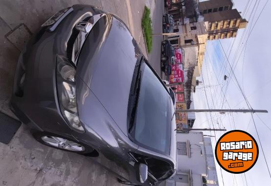 Autos - Honda Civic 2011 Nafta 200000Km - En Venta