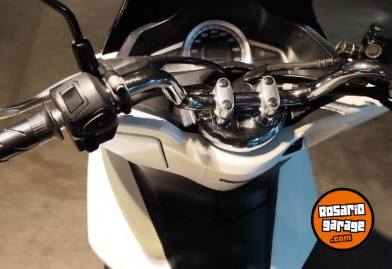 Motos - Honda Pcx 2016 Nafta 37000Km - En Venta
